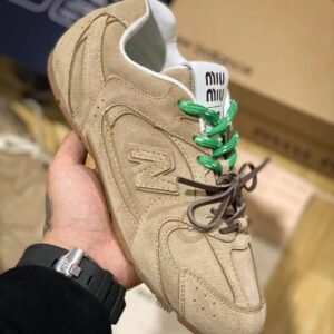 New balance mu mu